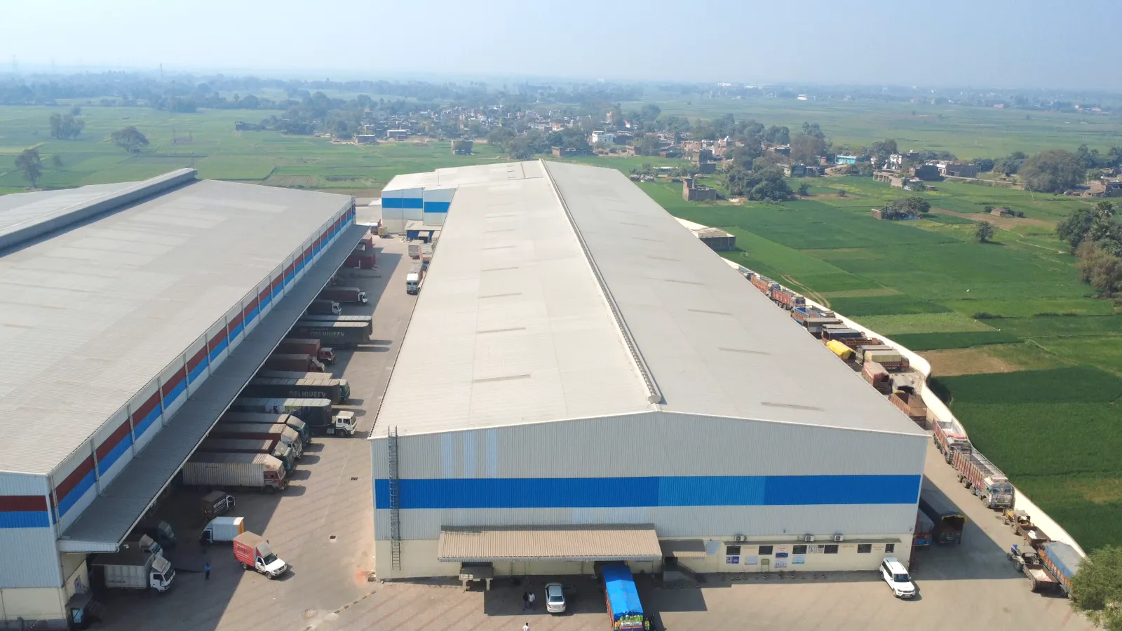 Twin Grade-A warehouse buildings with marshalling yard on NH-30, Patna